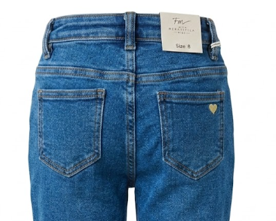 Jeans large avec petit cœur doré