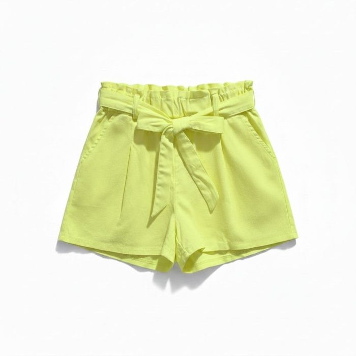 Short avec ceinture